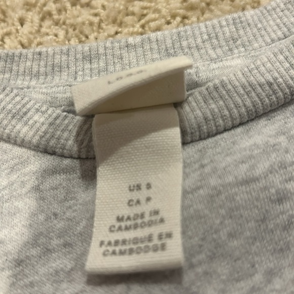 H&M grey sweatshirt in size s. - Picture 3 of 3